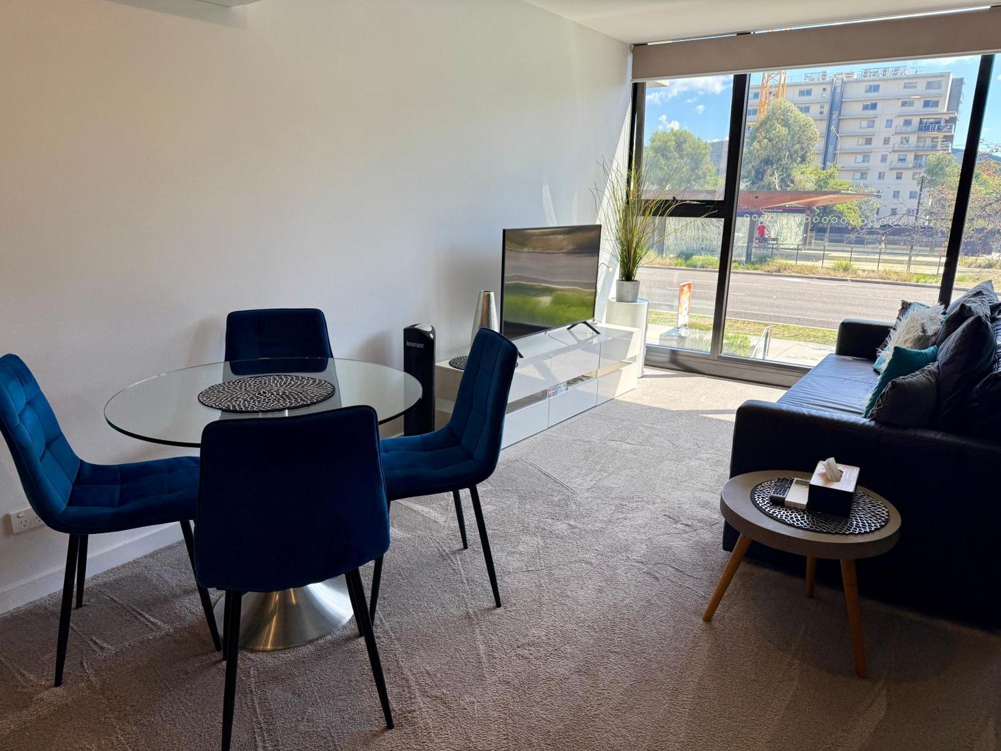 Midnight Luxe 1Br 1Bath Apartment 104 In The Heart Of Braddon Pool Sauna Secure Parking Wine Wifi Канберра Экстерьер фото